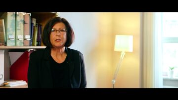 [ID: V_ibsOevPi8] Youtube Automatic