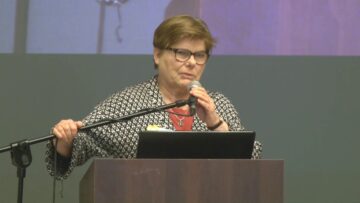 Prywatne: [ID: d829PEk8fsA] Youtube Automatic