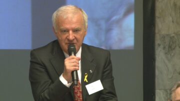 Prywatne: [ID: PuPU0sYFVqg] Youtube Automatic